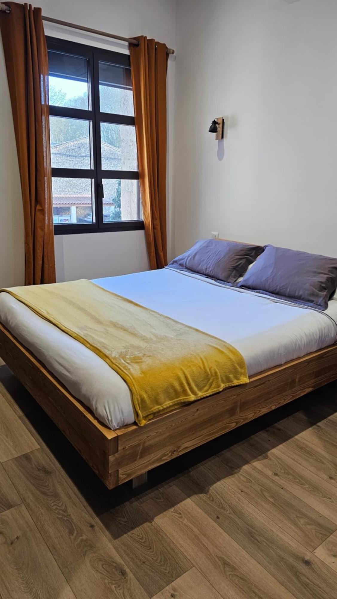 Bed and Breakfast Les Marronniers Laverune Экстерьер фото